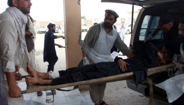 Число жертв вибуху в мечеті Афганістану зросло до 17