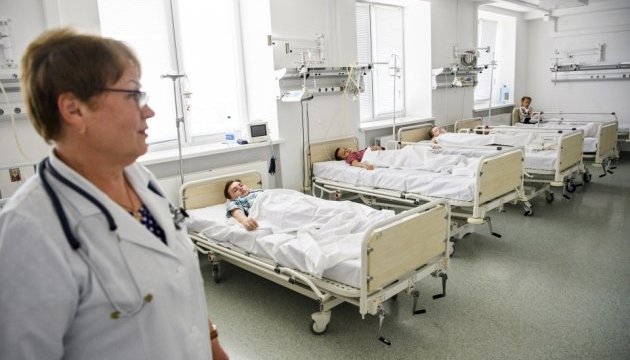 Масове отруєння у Черкасах: до лікарні потрапили двоє військових
