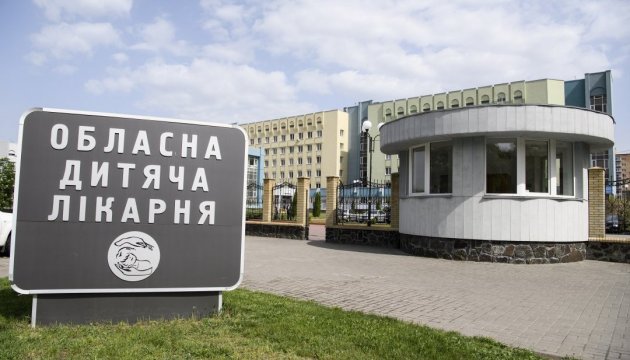 Черкаських школярів обіцяють виписати з лікарні до кінця тижня