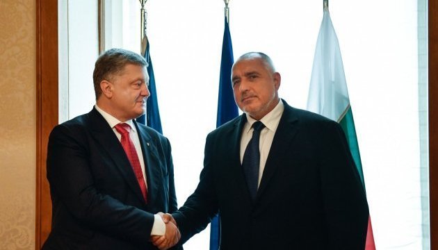 Poroshenko invita al primer ministro búlgaro a visitar Ucrania
