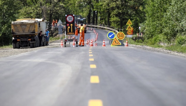 All regional centers of Ukraine planned to be linked with high-quality roads until 2020 