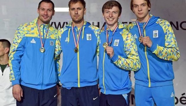 Фехтування: Українські шпажисти виграли «бронзу» на етапі Кубка світу в Парижі