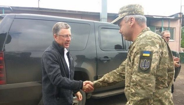 Волкер прибув у район проведення ООС та зустрівся з Наєвим