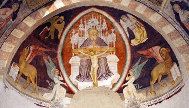 На Закарпатті 21 травня оголосили вихідним через католицьку Трійцю