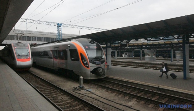 Укрзалізниця запустила потяги між Києвом та польським Перемишлем
