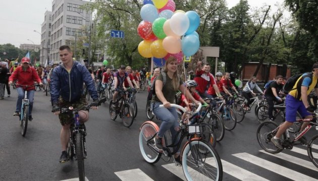 Bicycle rally in Kharkiv brings together 25,000 participants 