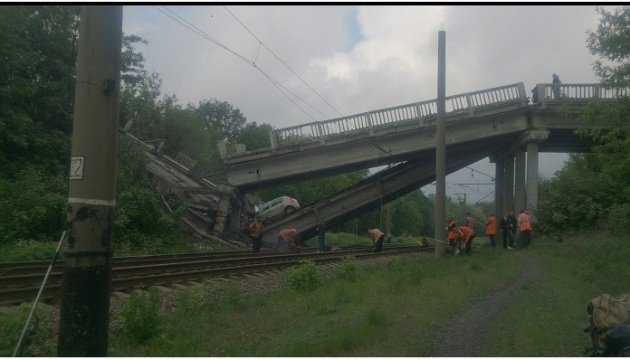 Brücke nach Luhansk in besetzen Gebieten gesprengt