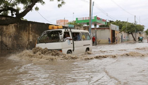 Тропічний циклон вдарив по посушливому регіону Сомалі, є жертви