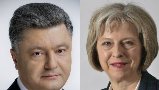 Poroshenko habló con May sobre la lucha común contra la agresión rusa