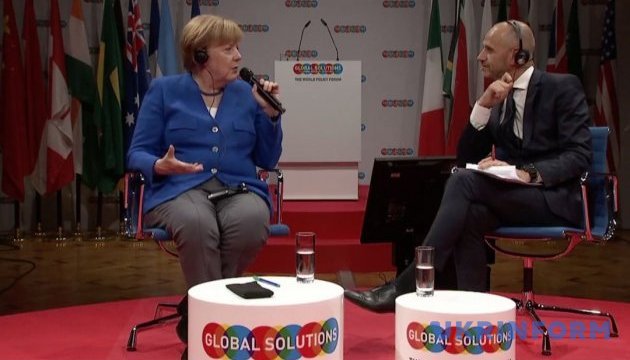 Меркель закликала до боротьби з протекціонізмом