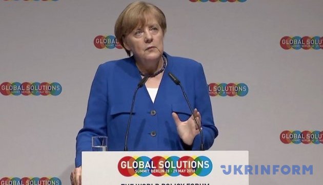 Меркель  - за збереження ООН