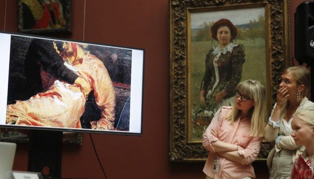 У Росії арештували вандала, який пошкодив картину Рєпіна