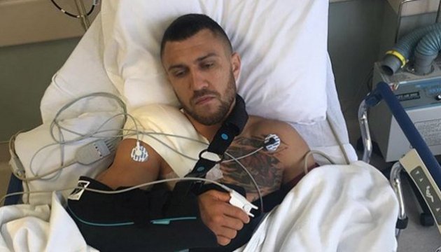 Ukrainian boxer Lomachenko undergoes shoulder surgery