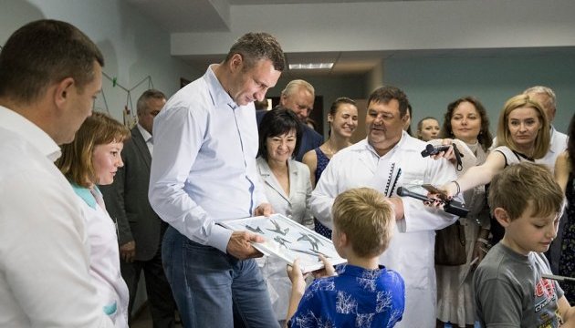 У Києві відкрили унікальне реабілітаційне відділення для дітей з інвалідністю - Кличко
