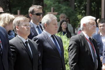 Віце-прем'єри України й Польщі вшанували пам'ять жертв сталінізму