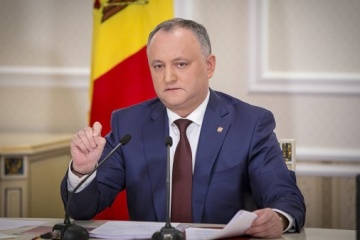 Додон після дозволу залишати Молдову поїхав у Румунію