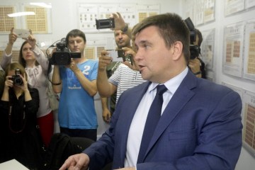 Klimkin: Ucrania revisará todos los tratados con Rusia