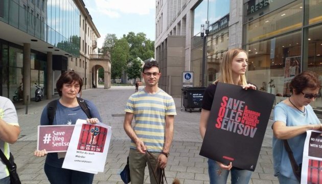 Акція на підтримку Сенцова та інших політв'язнів Кремля пройшла в Штутгарті