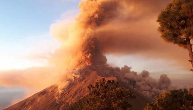 Виверження вулкана у Гватемалі: жертв уже більше 100 