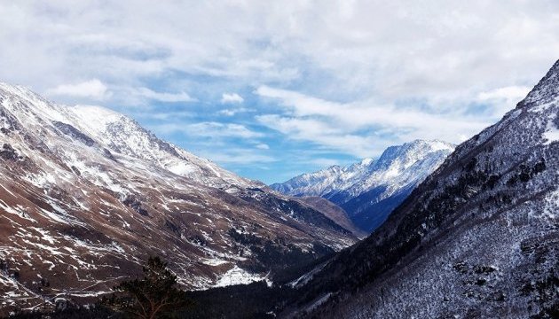 На Ельбрусі заблукали іноземні альпіністи