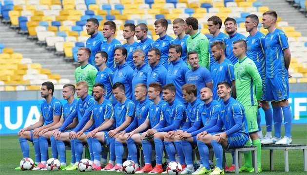 Україна опустилася на 35-е місце в рейтингу ФІФА

