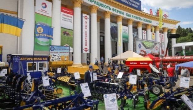 Торік аграрії придбали на 34,5% тракторів більше - Мінагро