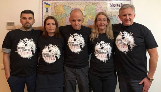 МОЗ долучилося до глобальної кампанії за звільнення Сенцова