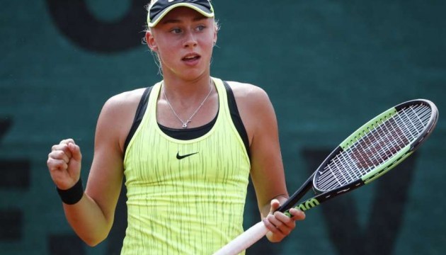 Теніс: 15-річна українка Дарина Лопатецька виграла перший професійний турнір