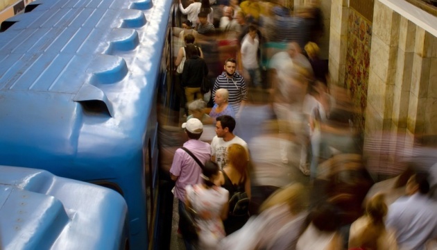 Almost 29 mln Kyiv subway trips paid with contactless cards in past three years