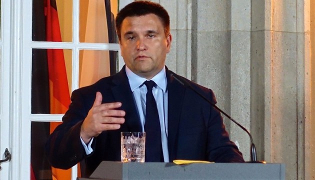 Klimkin: En la reunión de ministros en el 'formato Normandía' plantearon la cuestión de los presos políticos (Fotos)