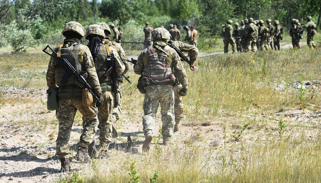 Lage in der Ostukraine: 33 Angriffe des Feindes und 4 verletzte Soldaten