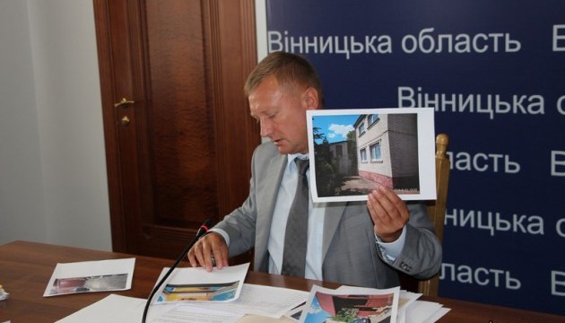 На Винниччине около 40 детей-сирот получат жилье за государственный счет На Винниччине около 40 детей-сирот получат жилье за государственный счет