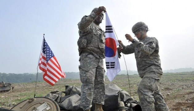 Штати і Корея зупинили підготовку до спільних навчань 