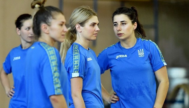 Жіноча збірна України з футзалу у складі 14 гравців вирушила до Італії