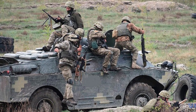 OFC: Militantes disparan con artillería de 122 m por Vodyane y Gnutove