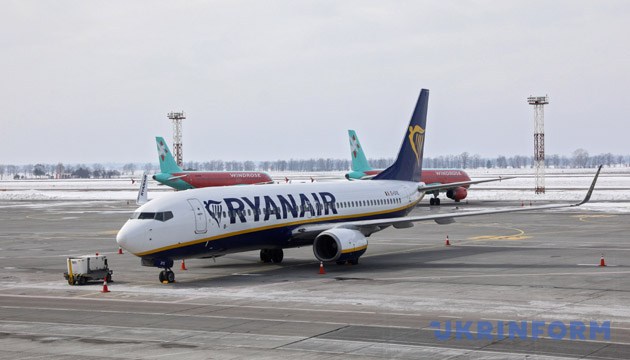 Літак авіакомпанії «Ryanair» в аеропорту «Бориспіль». 23 березня 2018 року