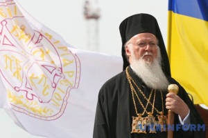 Вселенський патріарх закликає Україну та Росію до обміну всіма полоненими