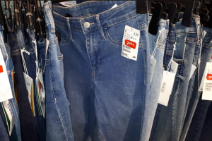 Низькі ціни, менше корупції, або Чому поява H&M нам так важлива?