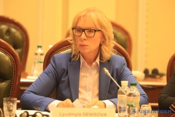 Абдуллаєва досі не обстежили: Денісова звернулась до омбудсмена РФ