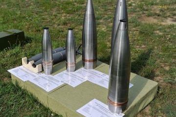 В Украине начали производить новые боеприпасы: Турчинов поделился впечатлениями