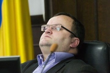 У Чернівцях підписують петиції за повернення відстороненого мера