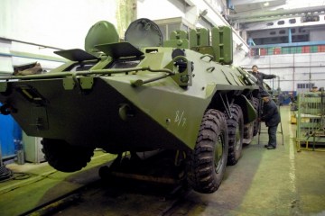 Миколаївський бронетанковий поверне 10 мільйонів за невчасно відремонтовані БТРи