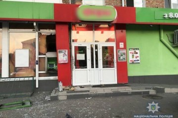 На Київщині невідомі підірвали банкомат