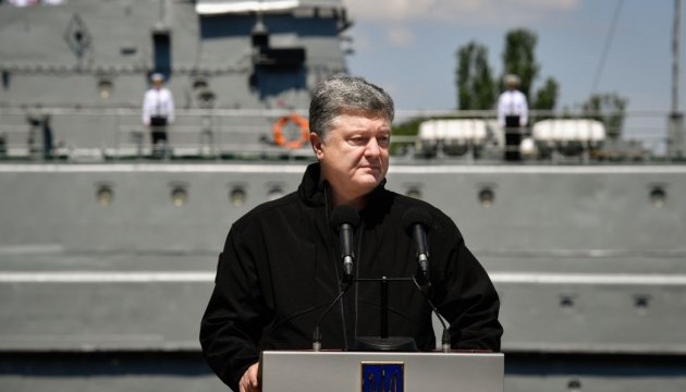 President Poroshenko: NATO should assess properly Ukraine's contribution to world security 