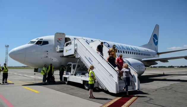 Bravo Airways власним коштом вивезла українців із Тунісу