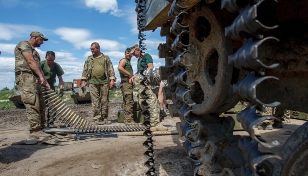 Ескалація в ООС: захисників Павлополя накрили вогнем із танка й мінометів