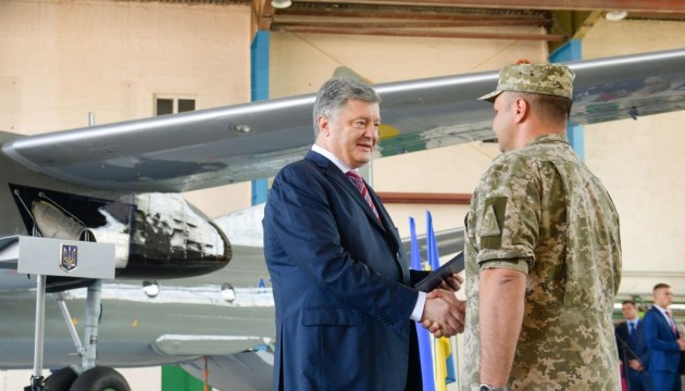 Українська армія отримала модернізований літак-лабораторію Ан-26