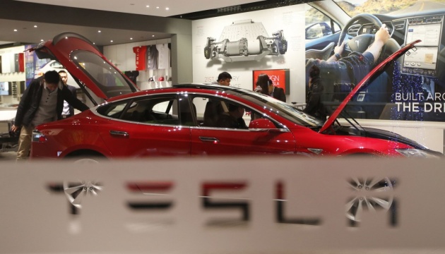 У Китаї різко впали продажі Tesla