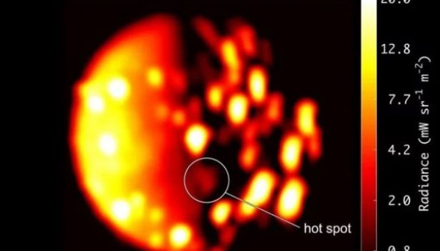 Зонд Juno виявив вулкан на супутнику Юпітера