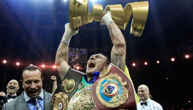 Usyk se proclama campeón mundial crucero tras vencer a Gassiev